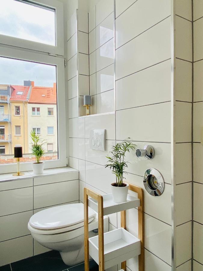 Stilvolles Apartment In Zentraler Lage - Smart-Tv, Queensize-Bett, Altbaustil, Kueche In City-Naehe Erfurt Dış mekan fotoğraf