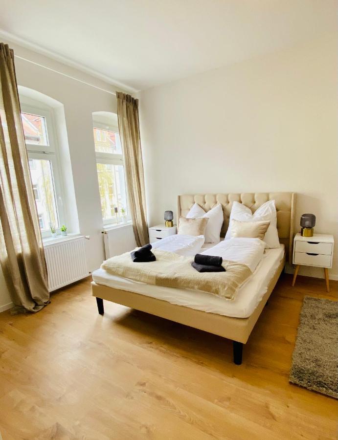 Stilvolles Apartment In Zentraler Lage - Smart-Tv, Queensize-Bett, Altbaustil, Kueche In City-Naehe Erfurt Dış mekan fotoğraf